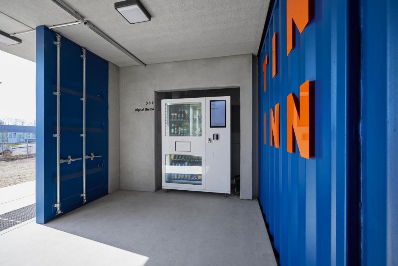 Tin Inn - Erkelenz - Das Hotel Aus Hochwertig Ausgebauten Ueberseecontainern Zewnętrze zdjęcie